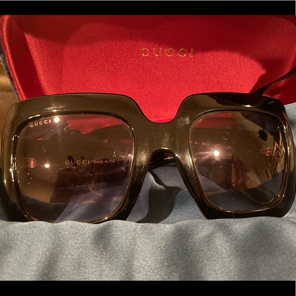 Authentic Gucci Sunglasses - Picture 2 of 8